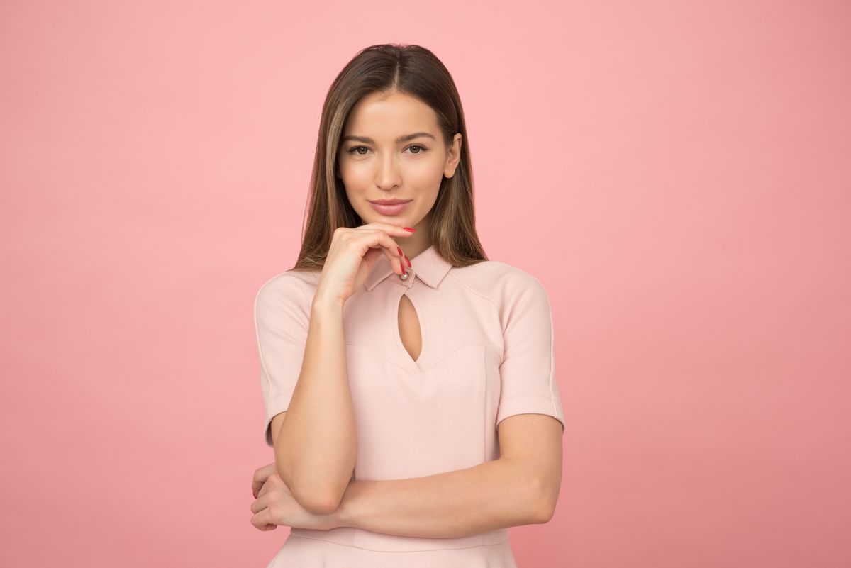 Peça de roupa com caimento limpo